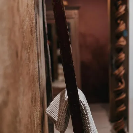 فندق مبيت وإفطار La Rose دربي