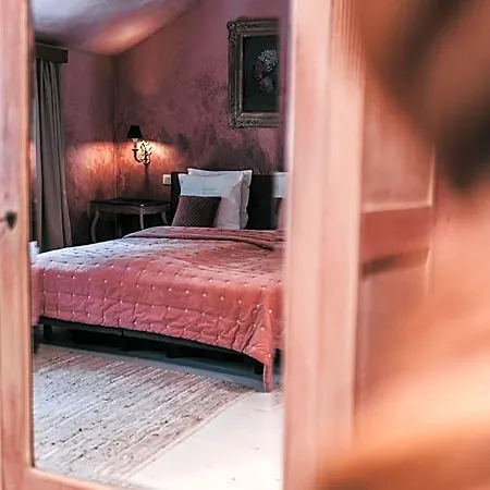 La Rose فندق مبيت وإفطار